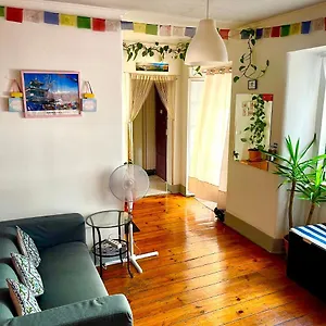 Hostel Asian Everest House Lisbon